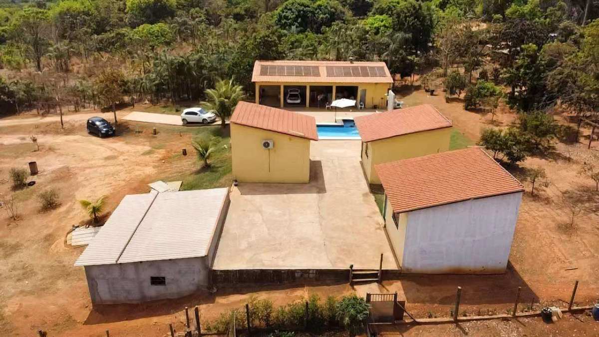 Chácara à venda com 3 quartos, 239m² - Sitios para Recreio Solar das Auroras,Senador Canedo
